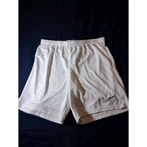 Nike Dri-FIT Academy Men's Knit Soccer Shorts CW6107-100 Size Large White